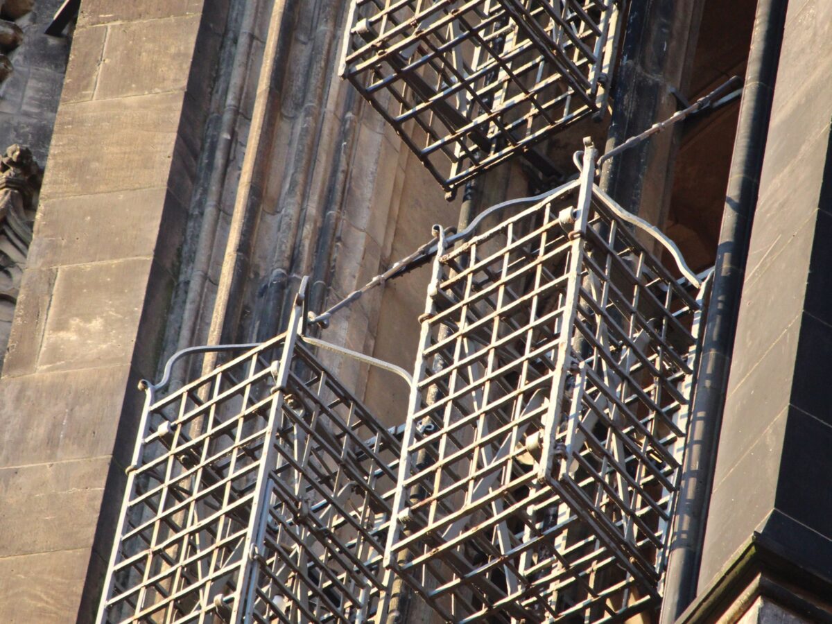 Drei Irrlichter / Die Wiedertäuferkäfige am Kirchturm von St. Lamberti